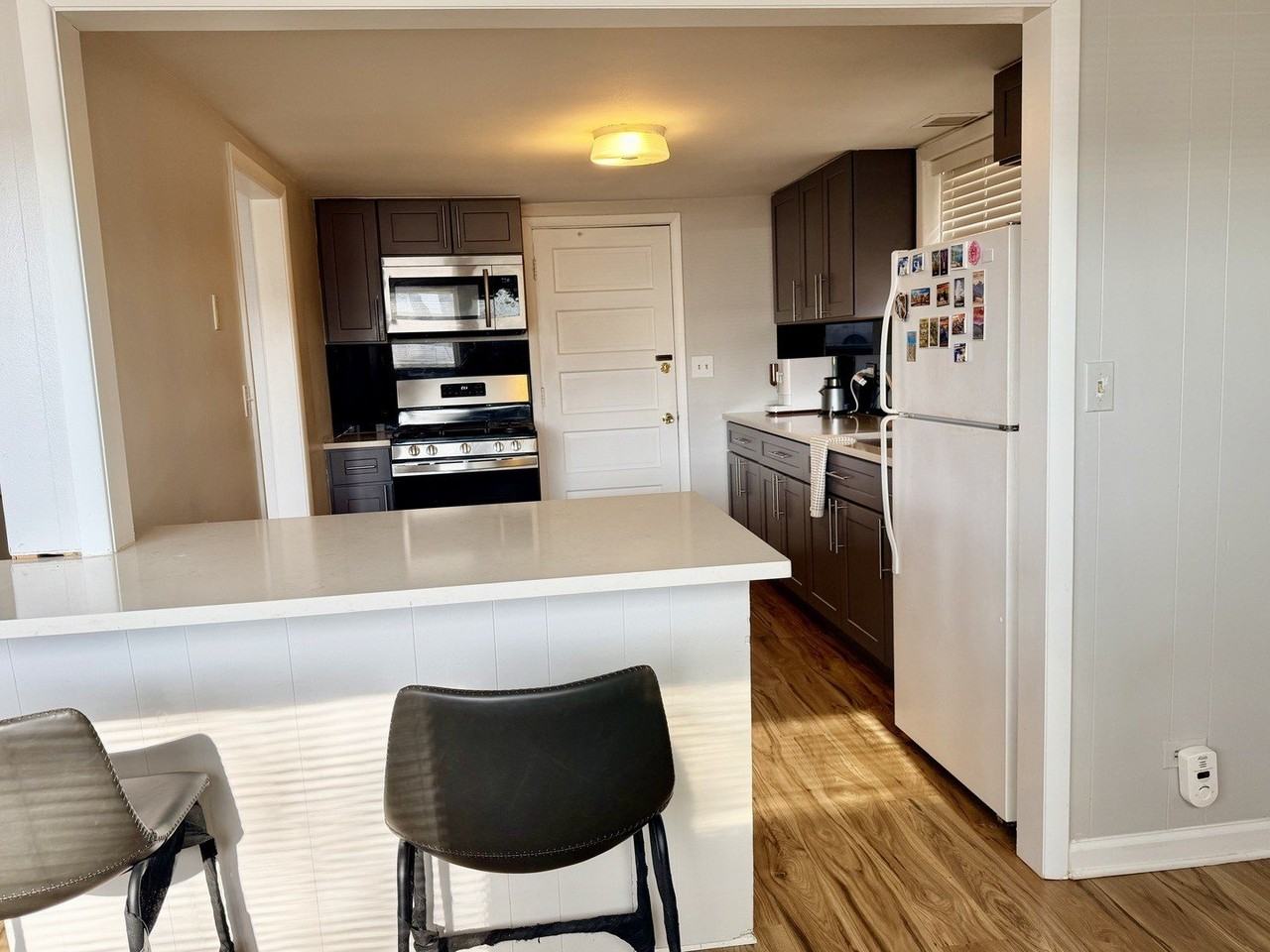 7238 W Crain St Unit G #G - Photo 5 of 11