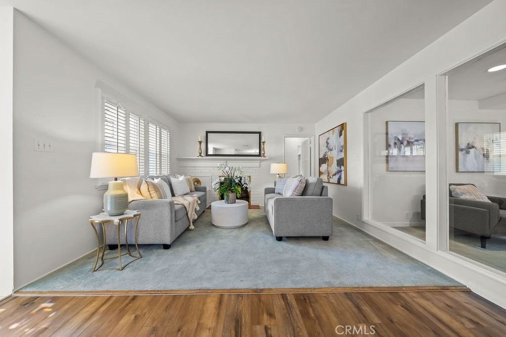 1135 Coronet Ave - Photo 4 of 36