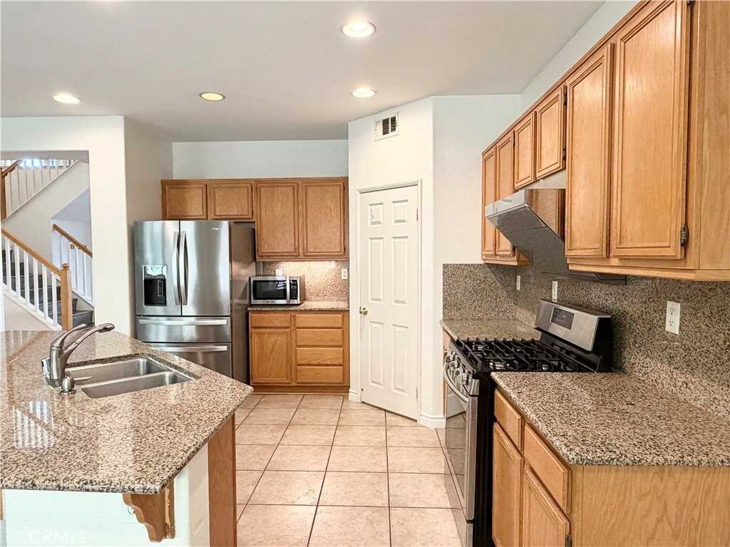 9489 Cedar Glen Pl - Photo 7 of 45