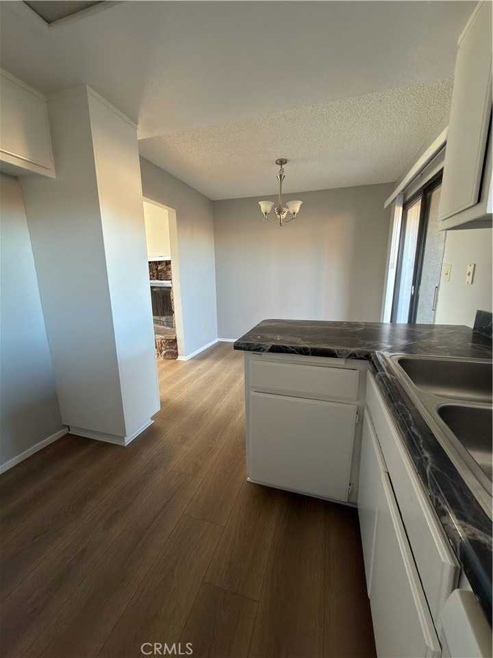 10547 Cochiti Rd - Photo 2 of 10