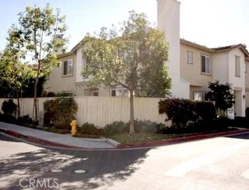 449 Ridgeway - Photo 2 of 8