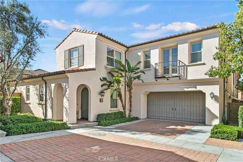 76 Gardenhouse Way - Photo 2 of 32