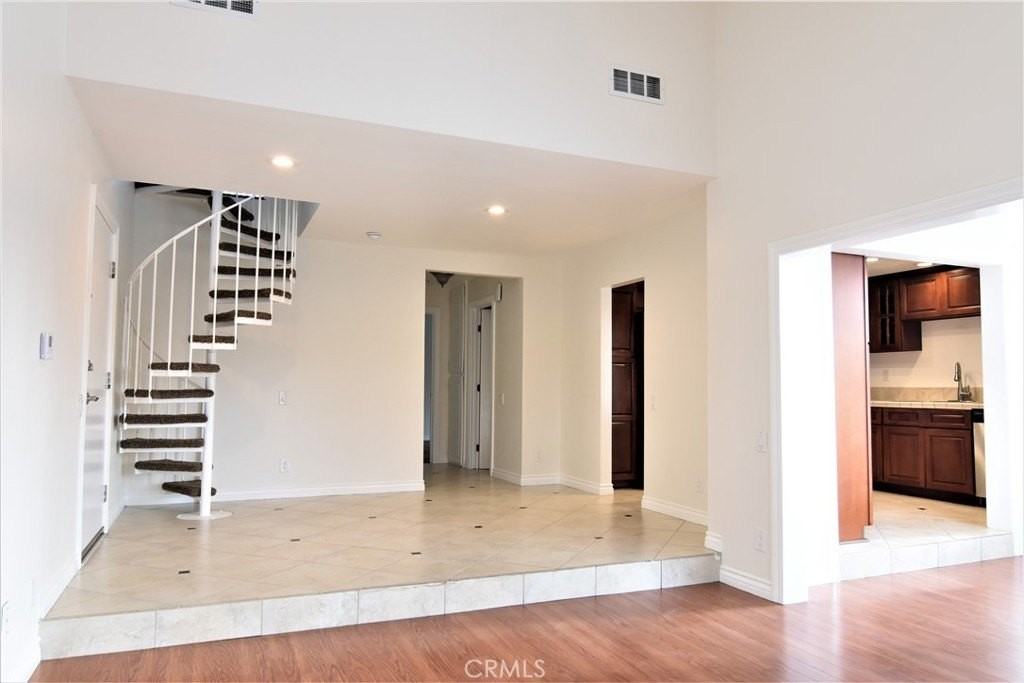 16943 Bluewater Ln #56 - Photo 4 of 33