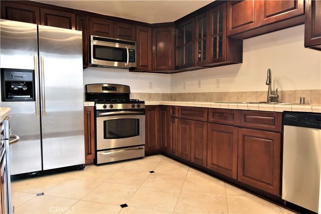 16943 Bluewater Ln #56 - Photo 6 of 33