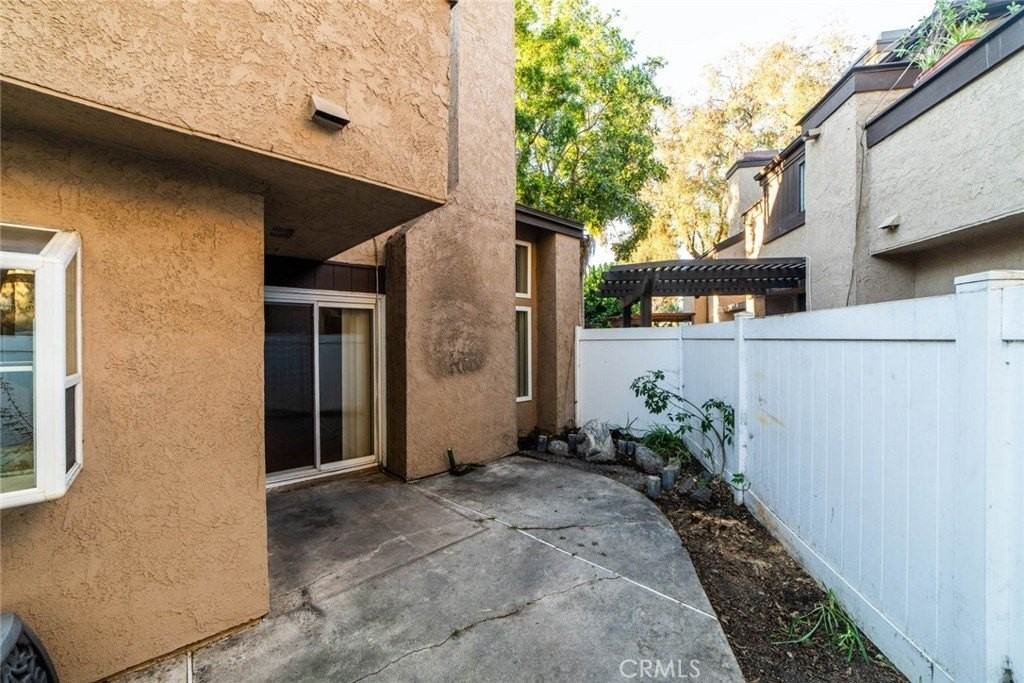 923 Lombard Ct - Photo 6 of 31