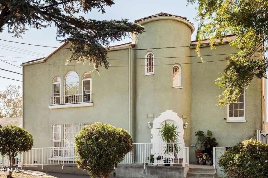 5166 Packard St - Photo 2 of 21