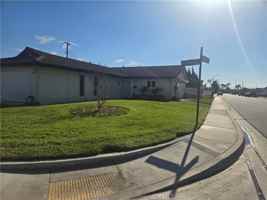 featured image of 6604 Dillman St