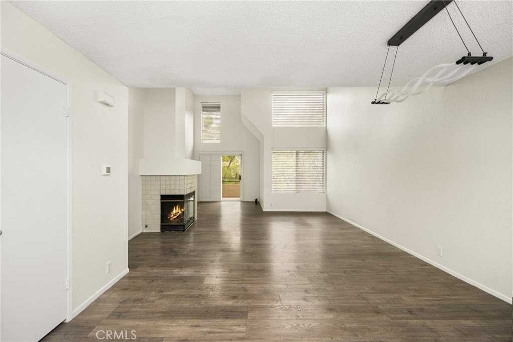 27805 Jade #30 - Photo 3 of 32