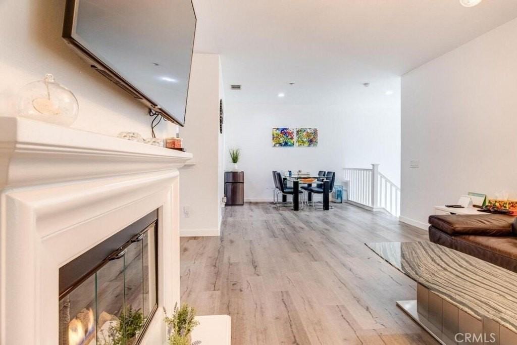 1317 Mc Fadden Dr - Photo 3 of 17