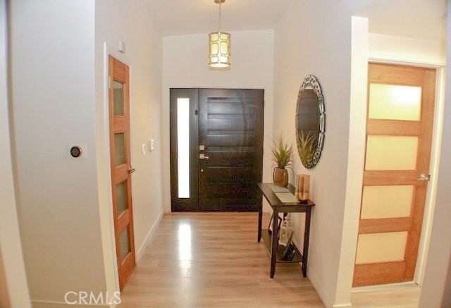 4820 Abbeyville Ave - Photo 5 of 26