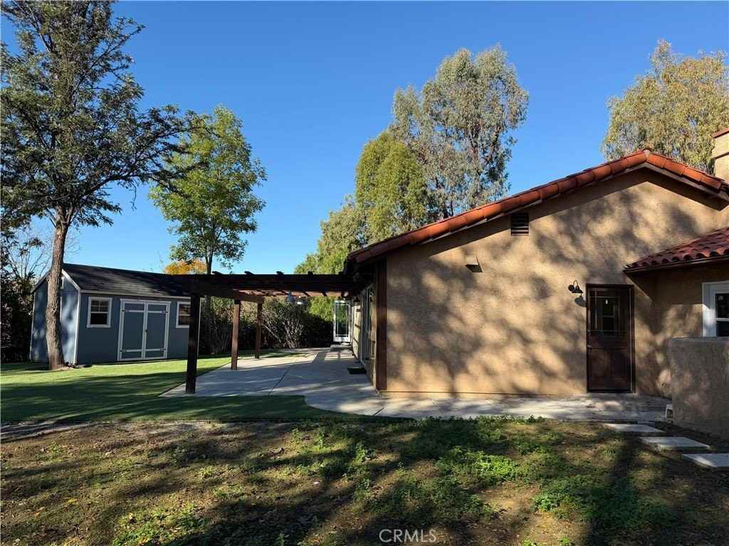 5365 Lewis Rd - Photo 6 of 21