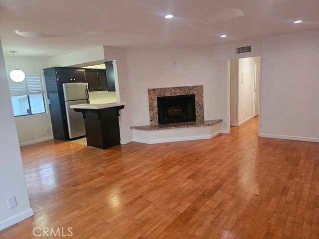 4757 Orion Ave - Photo 2 of 9