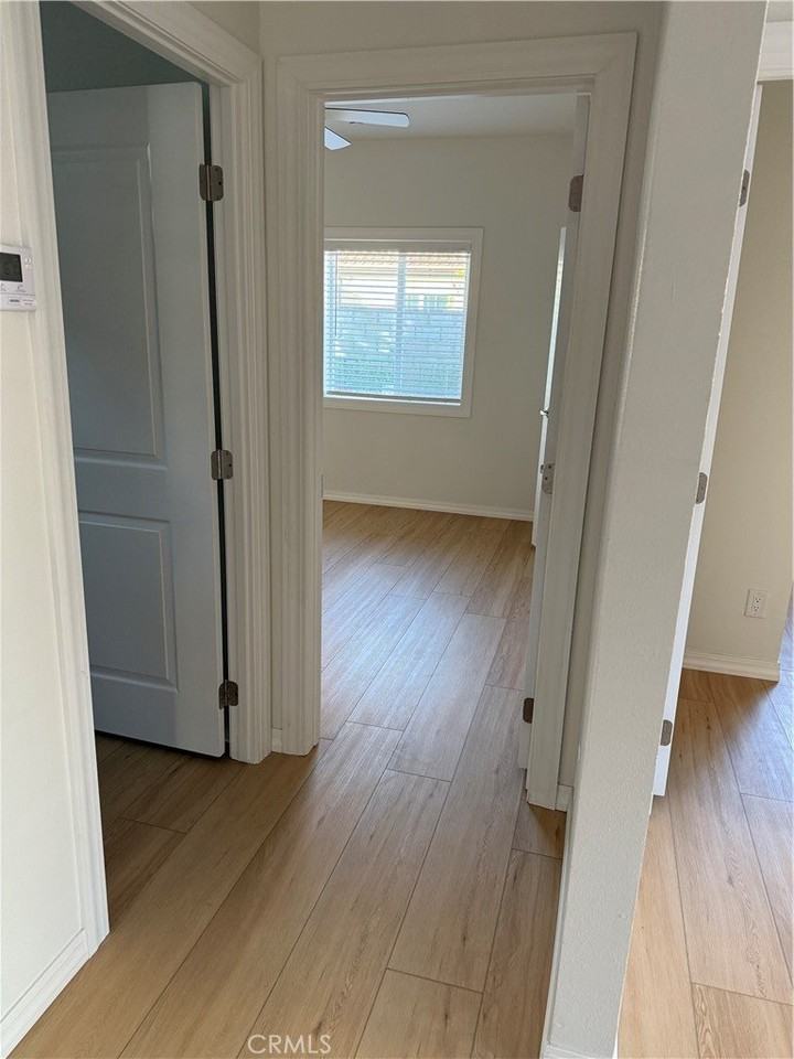 7317 Kelvin Ave - Photo 6 of 24