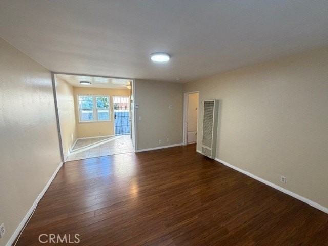 25 Genoa St #B - Photo 5 of 22