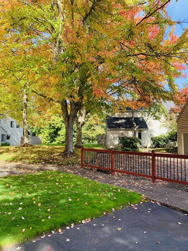 Rivers Edge Apts - Photo 3 of 16