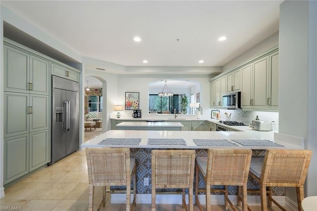 2855 Tiburon Blvd E Apt 102 #102 - Photo 7 of 21