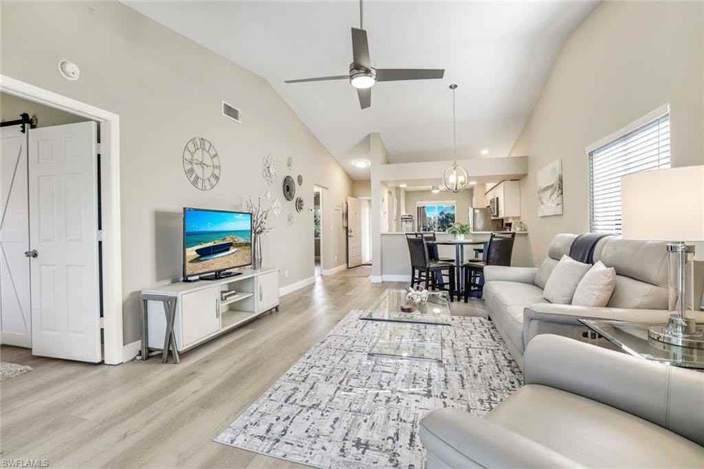 7360 Glenmoor Ln Unit 4301 #4301 - Photo 4 of 28