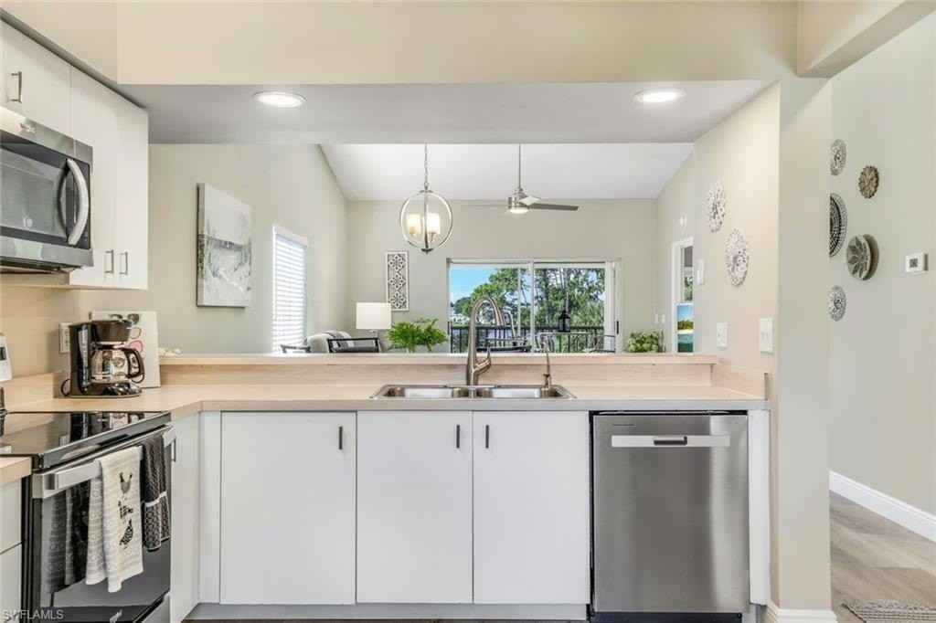 7360 Glenmoor Ln Unit 4301 #4301 - Photo 6 of 28