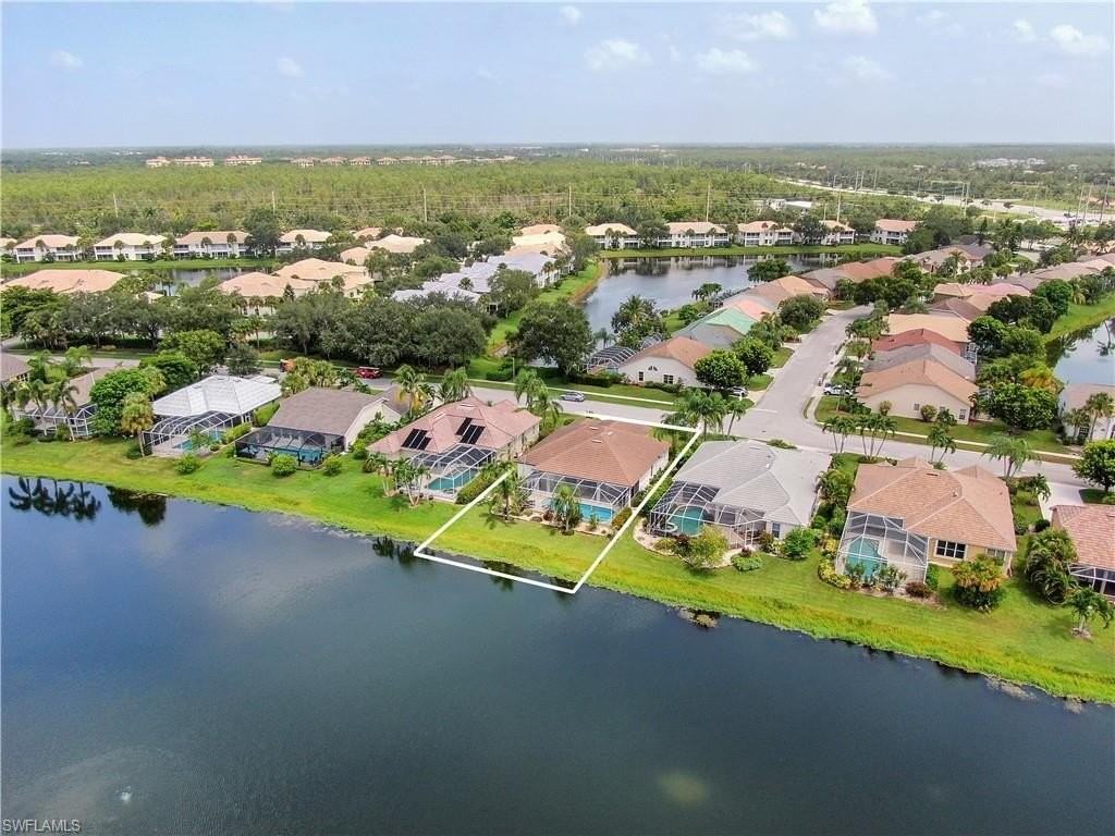 7699 Groves Rd - Photo 4 of 30