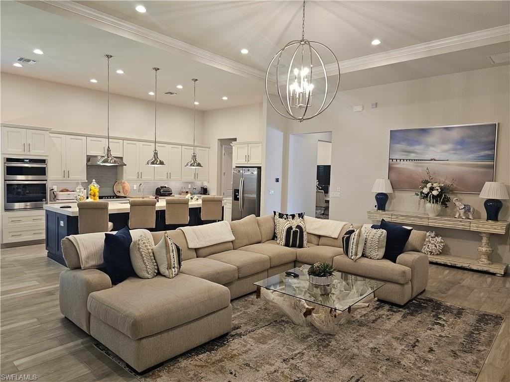 9022 Redonda Dr - Photo 2 of 28