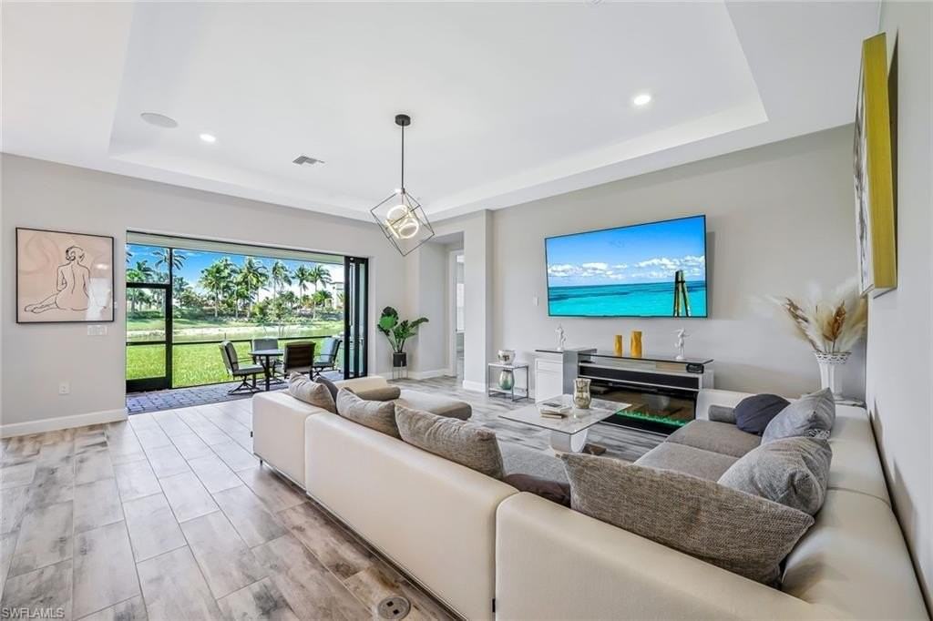 15495 Rio Ponace Ct - Photo 5 of 43