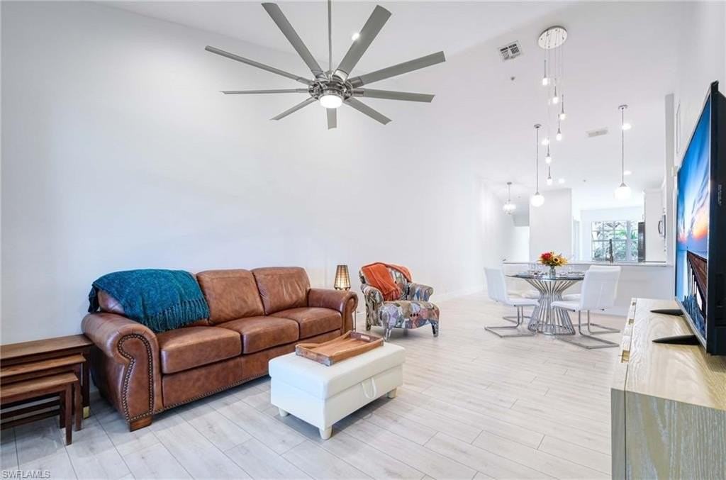 13030 Amberley Ct Apt 411 #411 - Photo 7 of 22