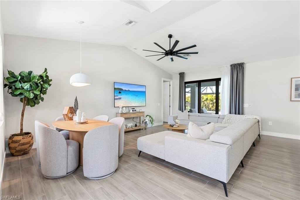 4600 Key Largo Ln - Photo 3 of 50