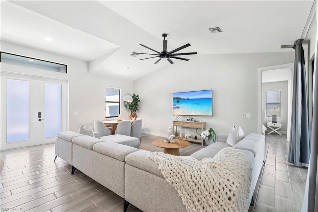 4600 Key Largo Ln - Photo 5 of 50