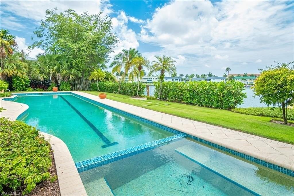 222 Bay Pt - Photo 4 of 38