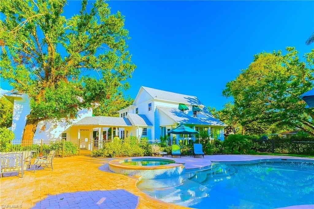 1427 El Prado Ave - Photo 6 of 36