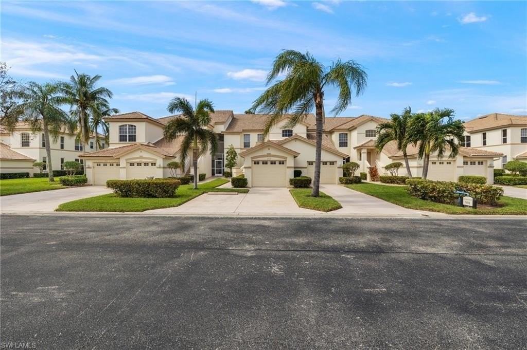 9201 Bayberry Bnd Apt 103 #103 - Photo 2 of 39