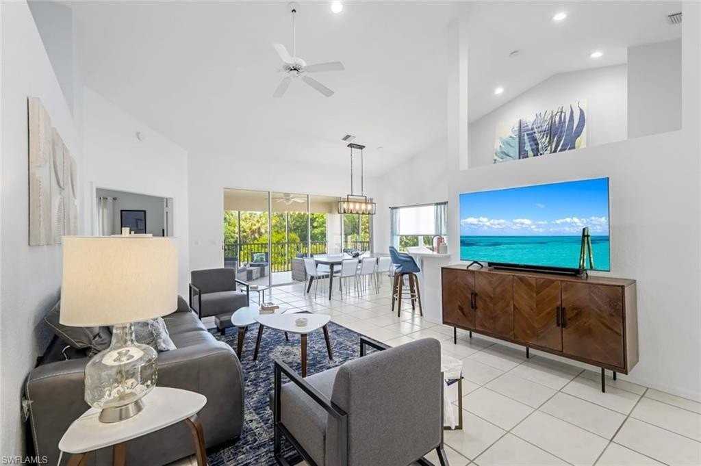 5360 Andover Dr Apt 202 #202 - Photo 5 of 25