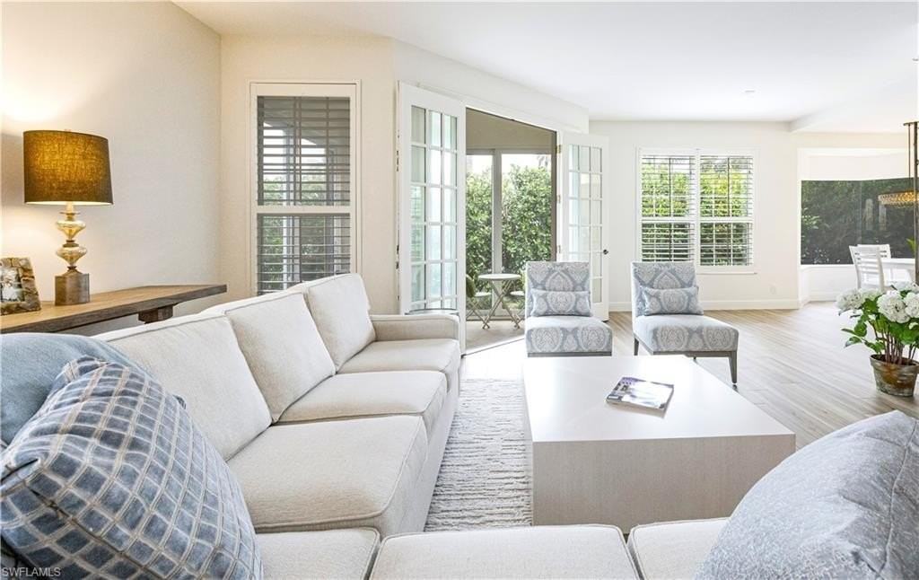 233 Colonade Cir Unit 2205 #2205 - Photo 5 of 32