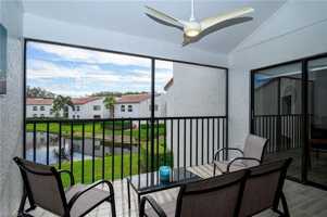 featured image of 583 Beachwalk Cir Unit Q202 #Q202