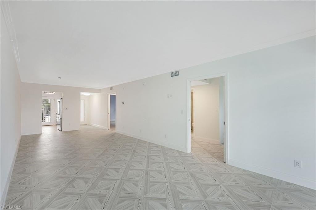 212 Banyan Blvd Unit 212 #212 - Photo 6 of 26
