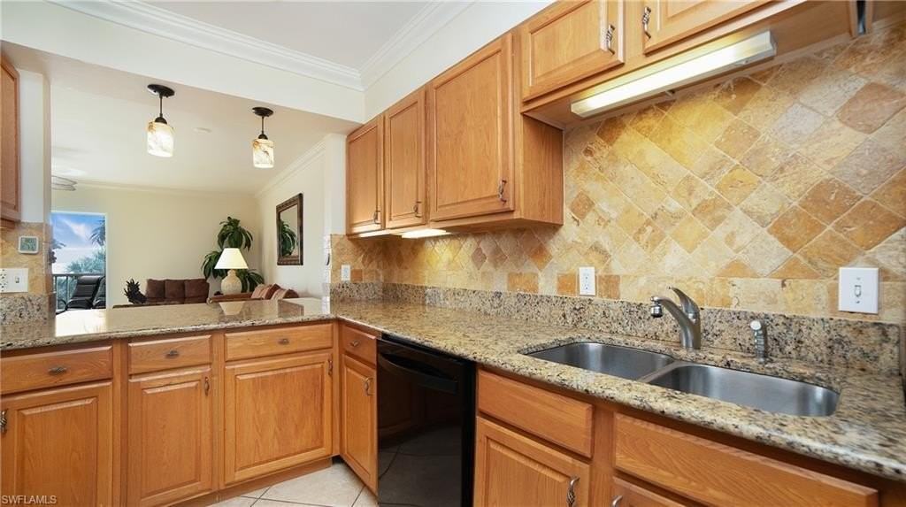 1666 Osprey Ave Apt 204 #204 - Photo 3 of 33