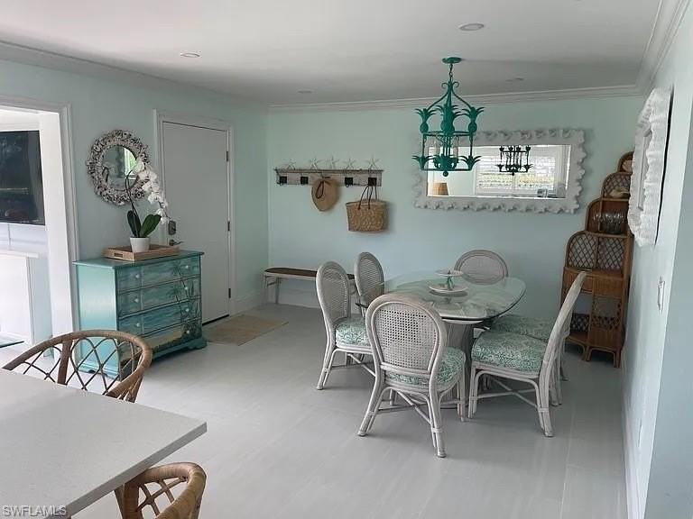 2100 Gulf Shore Blvd N Apt 100 #100 - Photo 5 of 17