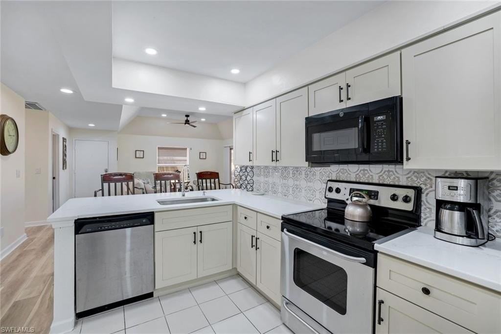 156 Sabal Lake Dr - Photo 4 of 20