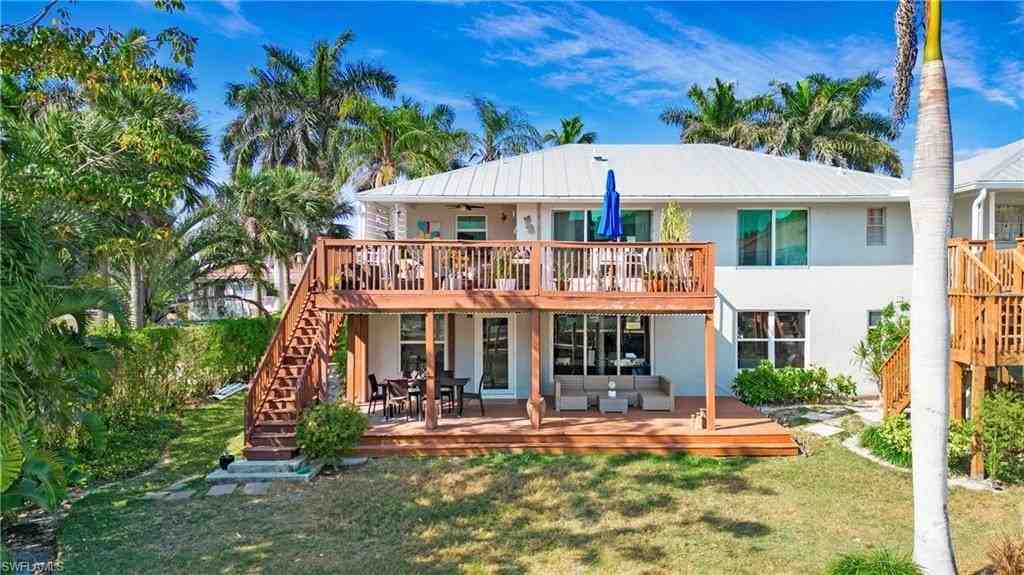 1560 Blue Point Ave Unit 3 #3 - Photo 6 of 27