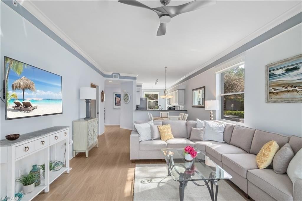 7515 Stoneybrook Dr Apt 811 #811 - Photo 7 of 30