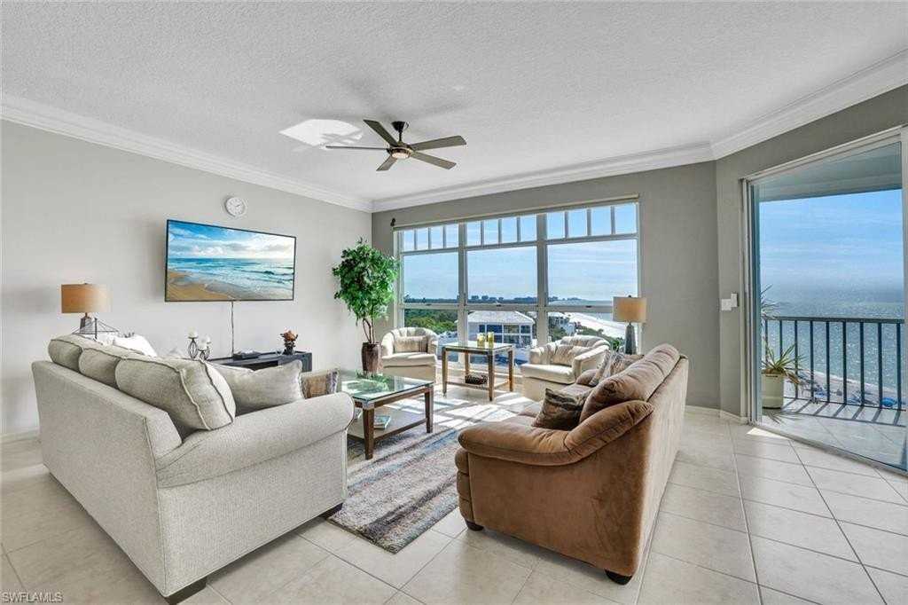 269 Barefoot Beach Blvd Apt 602 #602 - Photo 4 of 33