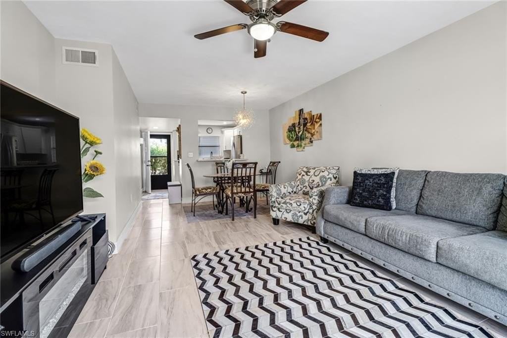 4166 27th Ct Sw Apt 104 #104 - Photo 7 of 25