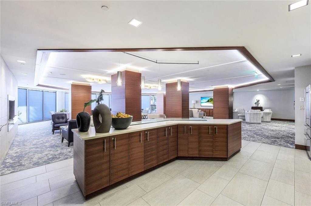 4401 Gulf Shore Blvd N Unit E-708 #E708 - Photo 7 of 29