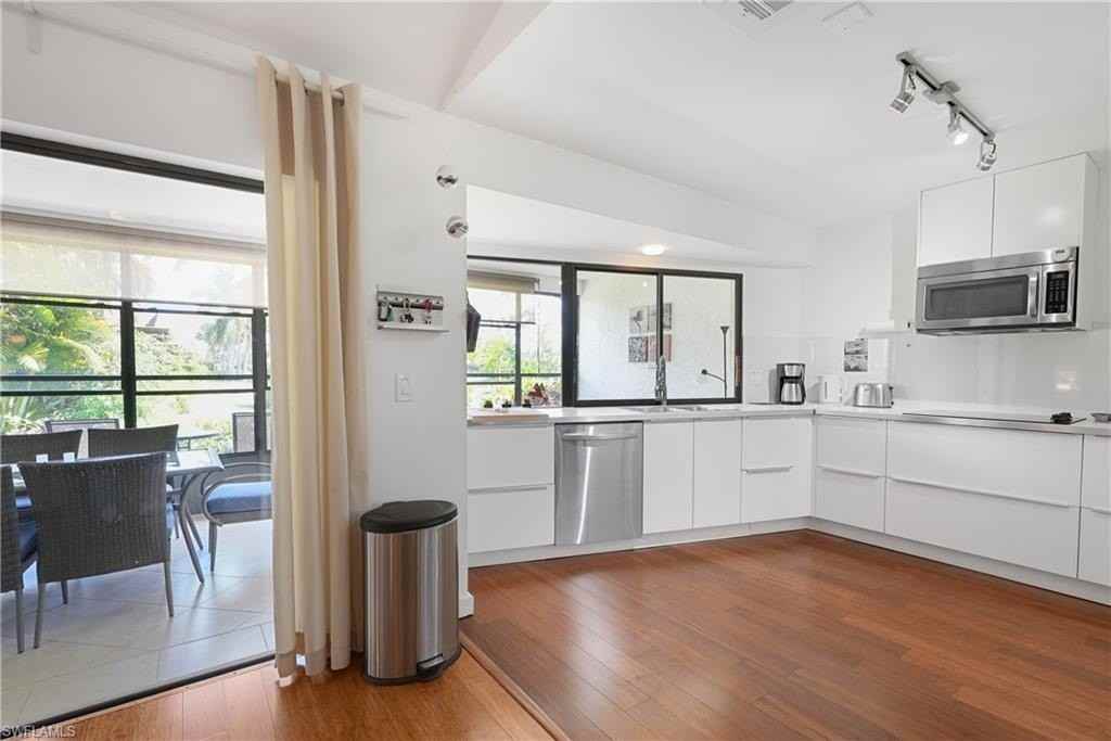 4775 Lakewood Blvd Unit H2 #H2