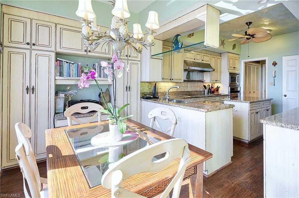 4301 Gulf Shore Blvd N - Photo 7 of 27