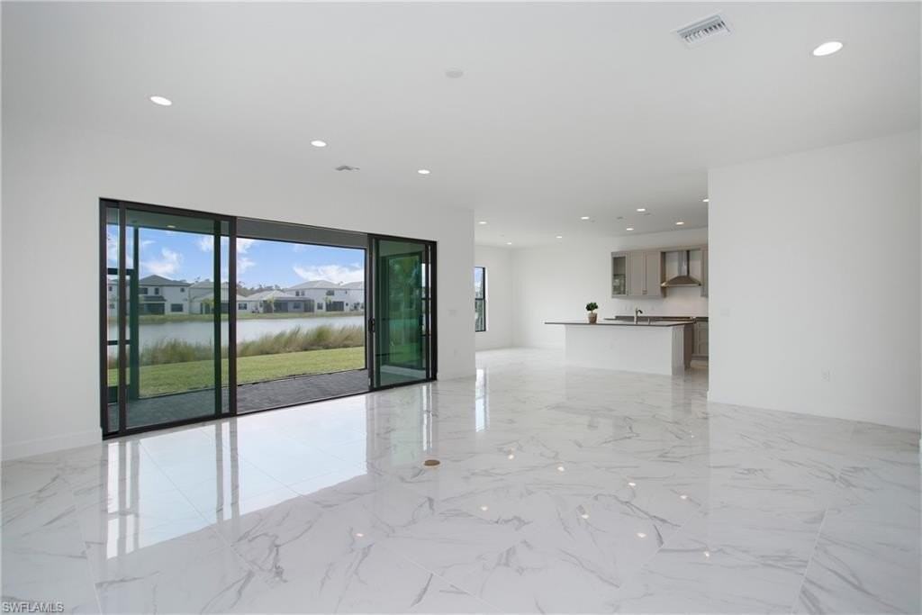 20195 Ainsley St - Photo 5 of 50