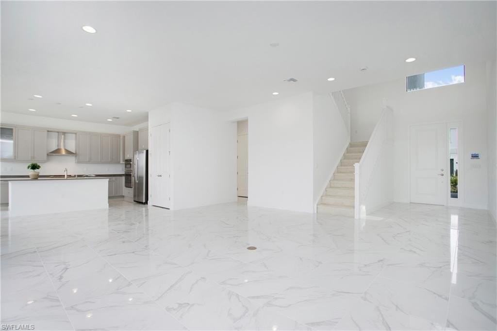 20195 Ainsley St - Photo 6 of 50