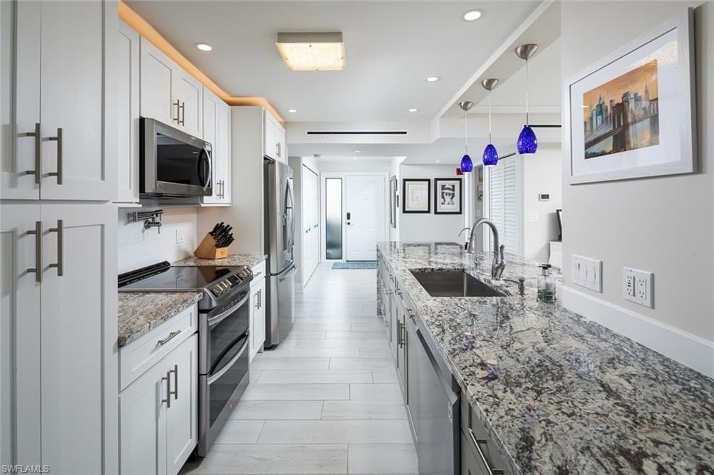 11 Bluebill Ave Apt 1001 #1001 - Photo 2 of 35