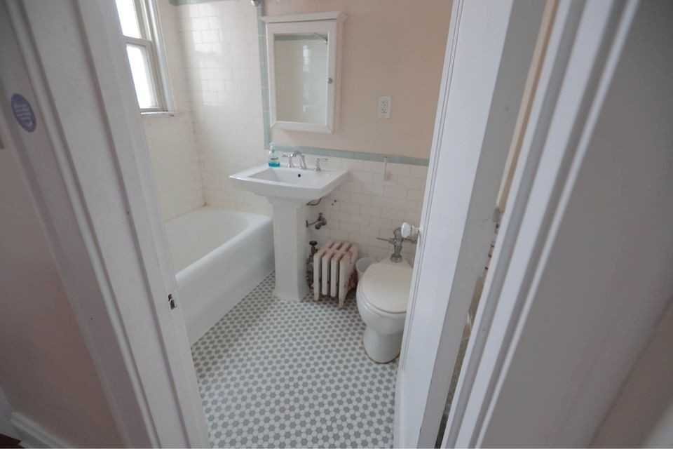 The Canterbury Apartments - Photo 4 of 10