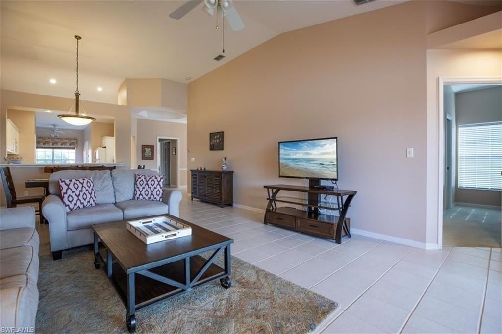 7030 Lone Oak Blvd - Photo 4 of 26